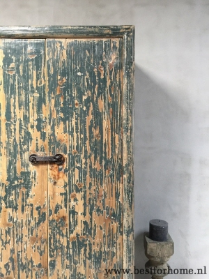 puur landelijke unieke hoge houten 2-deurs kast sober stoer no 442 2